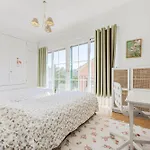 Beautiful House And In National Park Apartment Sintra