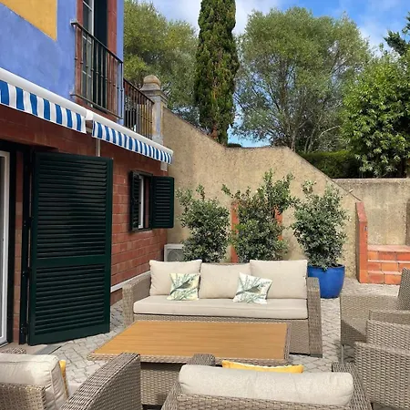 Hideaway In National Park *